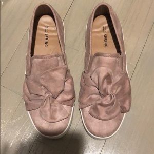 Pink suede espadrilles